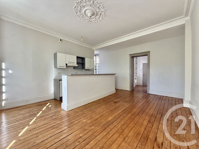 Appartement F4 à vendre - 4 pièces - 90.95 m2 - MOULINS - 03 - AUVERGNE - Century 21 Pierre Immobilier