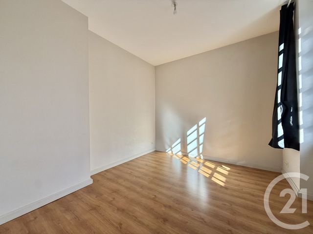 Appartement F4 à vendre - 4 pièces - 90.95 m2 - MOULINS - 03 - AUVERGNE - Century 21 Pierre Immobilier