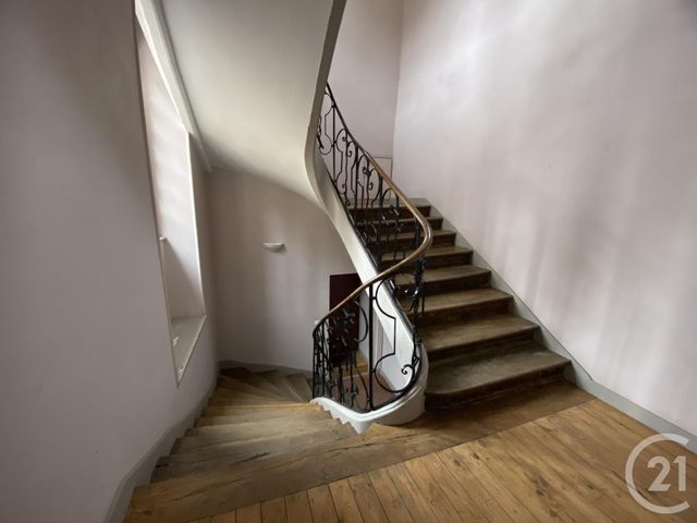 Appartement F4 à vendre - 4 pièces - 90.95 m2 - MOULINS - 03 - AUVERGNE - Century 21 Pierre Immobilier