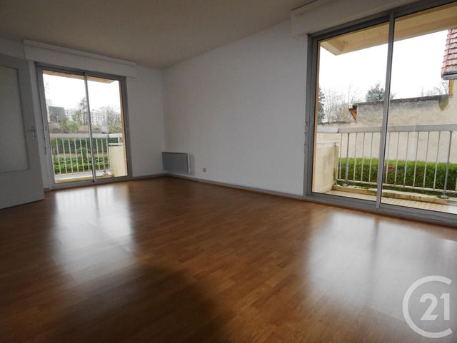 Appartement F2 à louer - 2 pièces - 53.87 m2 - YZEURE - 03 - AUVERGNE - Century 21 Pierre Immobilier