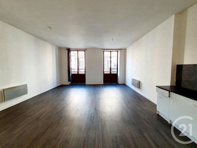 Appartement F2 à louer - 2 pièces - 65.0 m2 - MOULINS - 03 - AUVERGNE - Century 21 Pierre Immobilier