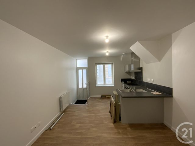 Appartement F2 à louer - 2 pièces - 44.0 m2 - MOULINS - 03 - AUVERGNE - Century 21 Pierre Immobilier