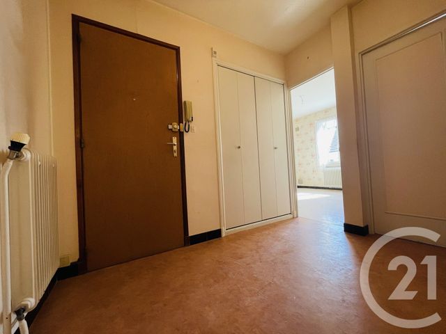 Appartement F4 à vendre - 4 pièces - 88.6 m2 - MOULINS - 03 - AUVERGNE - Century 21 Pierre Immobilier