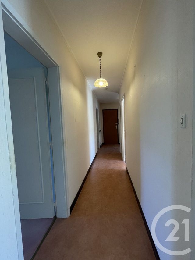 Appartement F4 à vendre - 4 pièces - 88.6 m2 - MOULINS - 03 - AUVERGNE - Century 21 Pierre Immobilier