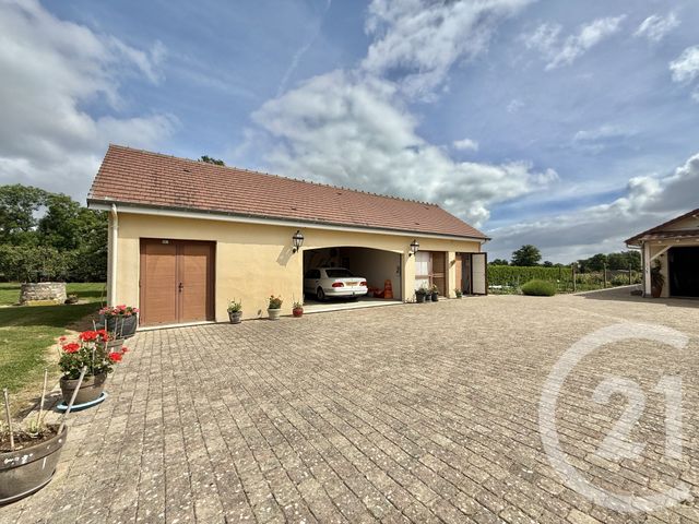 Afficher la photo en grand maison à vendre - 8 pièces - 229.02 m2 - CHEMILLY - 03 - AUVERGNE - Century 21 Pierre Immobilier