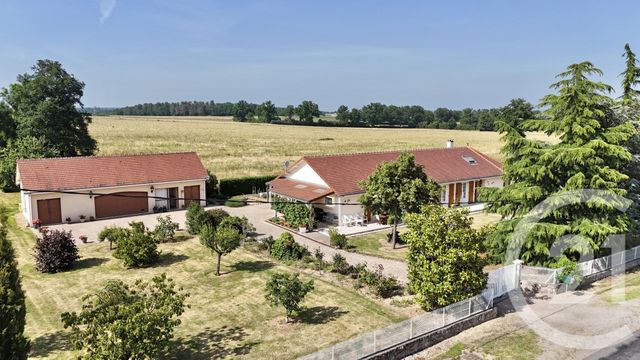 Afficher la photo en grand maison à vendre - 8 pièces - 229.02 m2 - CHEMILLY - 03 - AUVERGNE - Century 21 Pierre Immobilier