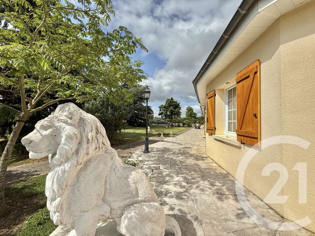 Afficher la photo en grand maison à vendre - 8 pièces - 229.02 m2 - CHEMILLY - 03 - AUVERGNE - Century 21 Pierre Immobilier