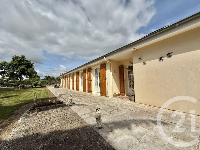 Afficher la photo en grand maison à vendre - 8 pièces - 229.02 m2 - CHEMILLY - 03 - AUVERGNE - Century 21 Pierre Immobilier