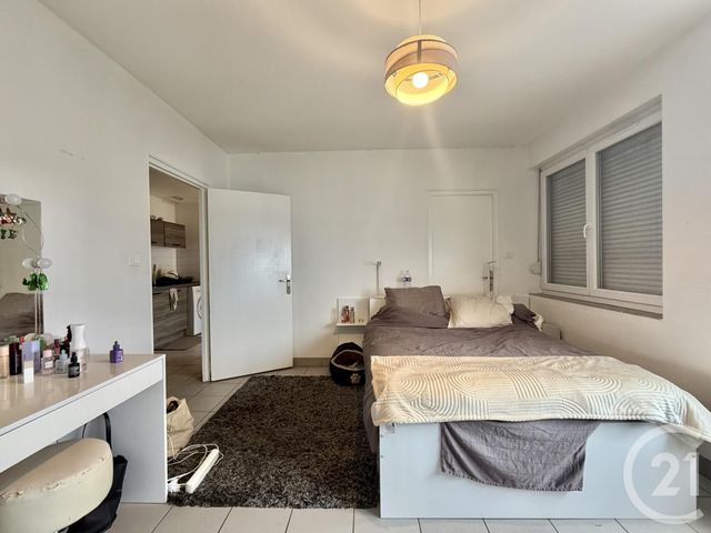 Appartement F1 à louer - 2 pièces - 29.84 m2 - YZEURE - 03 - AUVERGNE - Century 21 Pierre Immobilier