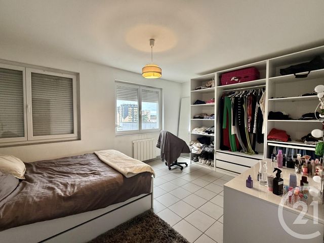 Appartement F1 à louer - 2 pièces - 29.84 m2 - YZEURE - 03 - AUVERGNE - Century 21 Pierre Immobilier