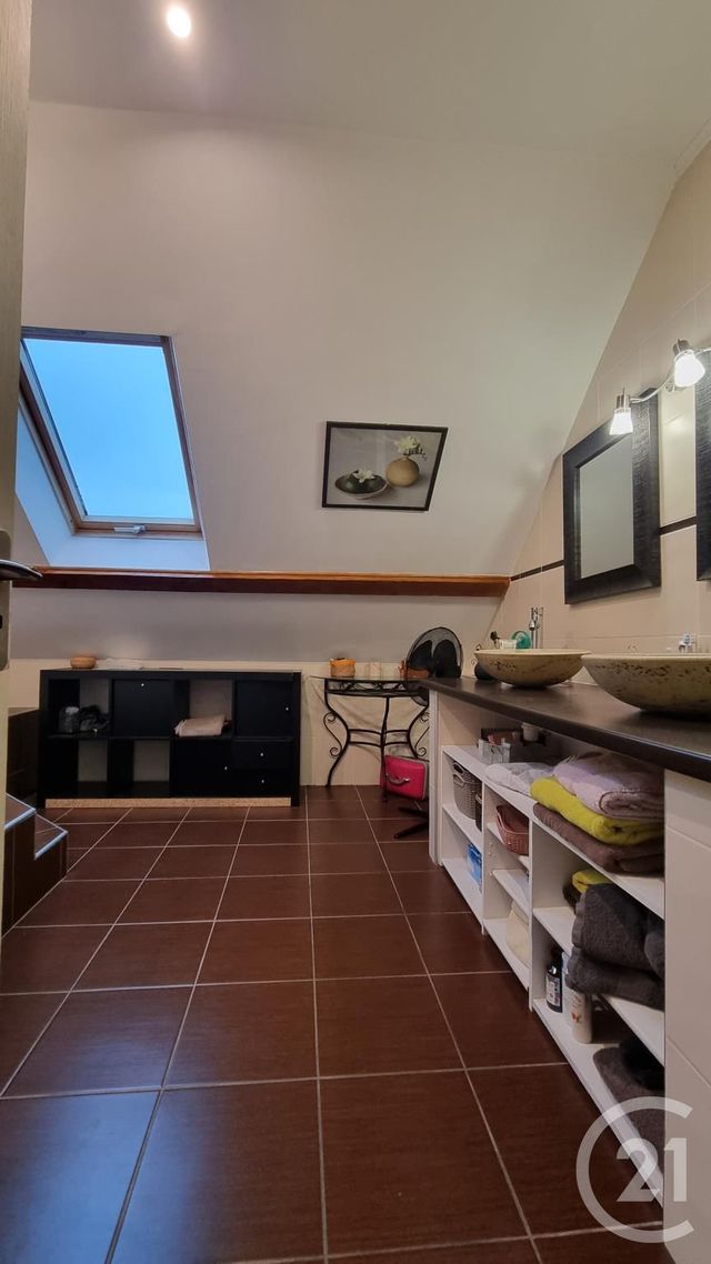 maison à vendre - 7 pièces - 180.0 m2 - NEUILLY LE REAL - 03 - AUVERGNE - Century 21 Pierre Immobilier