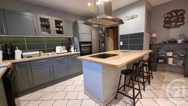 maison à vendre - 7 pièces - 180.0 m2 - NEUILLY LE REAL - 03 - AUVERGNE - Century 21 Pierre Immobilier