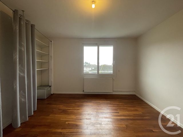 Appartement F3 à louer - 3 pièces - 79.05 m2 - MOULINS - 03 - AUVERGNE - Century 21 Pierre Immobilier