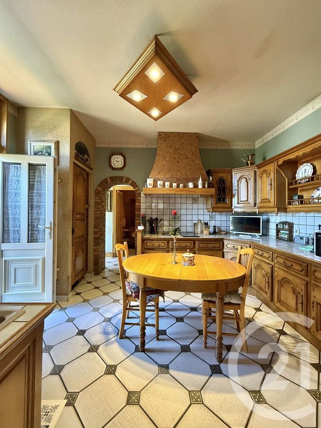 Afficher la photo en grand maison à vendre - 9 pièces - 249.05 m2 - VILLENEUVE SUR ALLIER - 03 - AUVERGNE - Century 21 Pierre Immobilier
