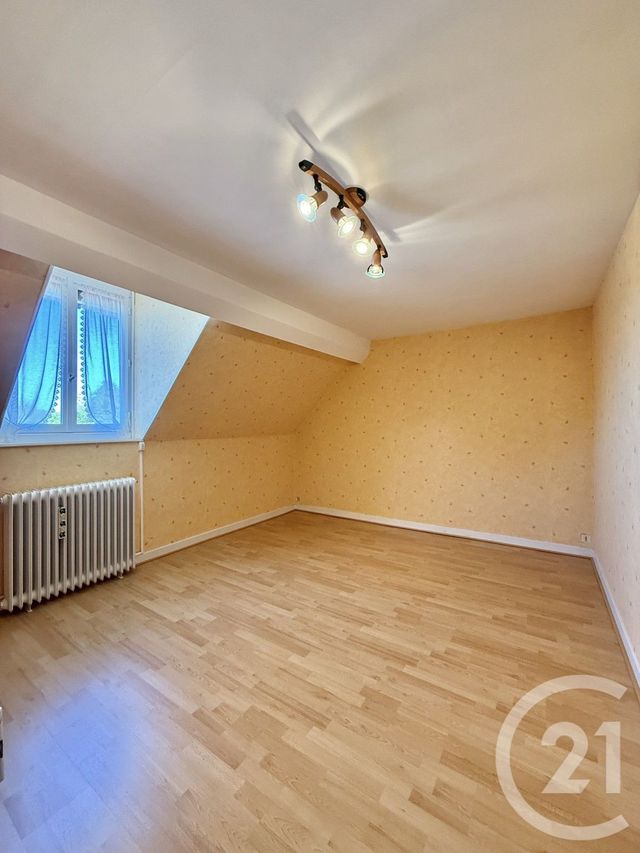 Afficher la photo en grand maison à vendre - 9 pièces - 249.05 m2 - VILLENEUVE SUR ALLIER - 03 - AUVERGNE - Century 21 Pierre Immobilier