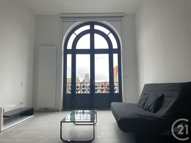 Afficher la photo en grand Appartement F1 à vendre - 1 pièce - 48.7 m2 - MOULINS - 03 - AUVERGNE - Century 21 Pierre Immobilier