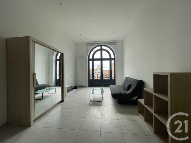 Afficher la photo en grand Appartement F1 à vendre - 1 pièce - 48.7 m2 - MOULINS - 03 - AUVERGNE - Century 21 Pierre Immobilier