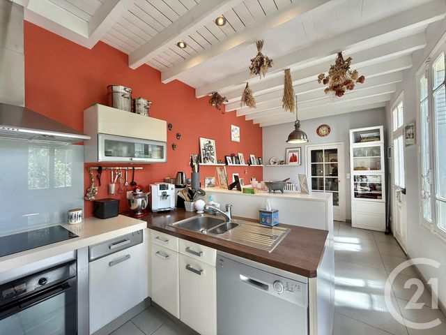 maison à vendre - 9 pièces - 198.0 m2 - MOULINS - 03 - AUVERGNE - Century 21 Pierre Immobilier