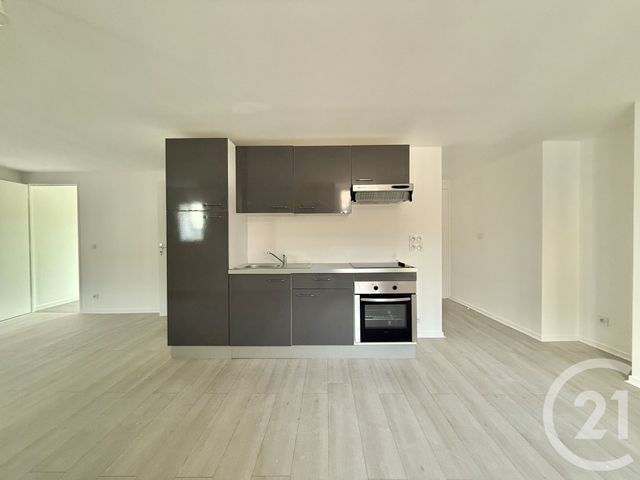 Appartement F3 à louer - 3 pièces - 69.8 m2 - MOULINS - 03 - AUVERGNE - Century 21 Pierre Immobilier