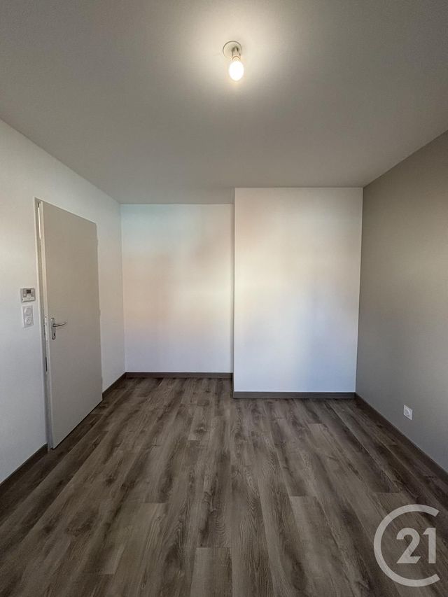 maison à louer - 4 pièces - 96.5 m2 - YZEURE - 03 - AUVERGNE - Century 21 Pierre Immobilier