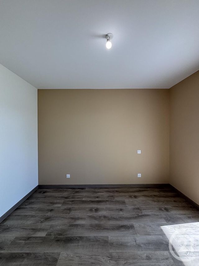maison à louer - 4 pièces - 96.5 m2 - YZEURE - 03 - AUVERGNE - Century 21 Pierre Immobilier