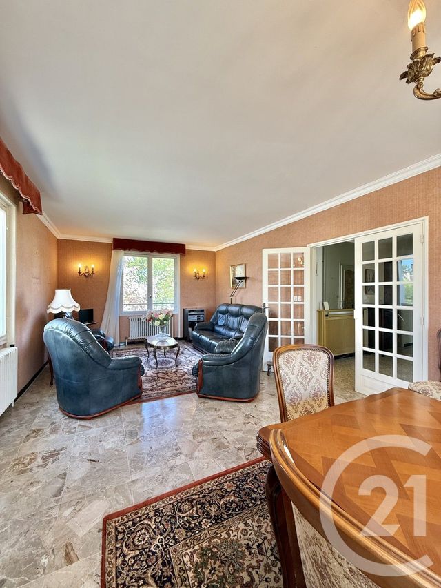 Afficher la photo en grand maison à vendre - 5 pièces - 128.0 m2 - YZEURE - 03 - AUVERGNE - Century 21 Pierre Immobilier