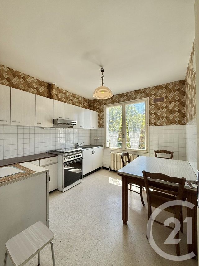 Afficher la photo en grand maison à vendre - 5 pièces - 128.0 m2 - YZEURE - 03 - AUVERGNE - Century 21 Pierre Immobilier