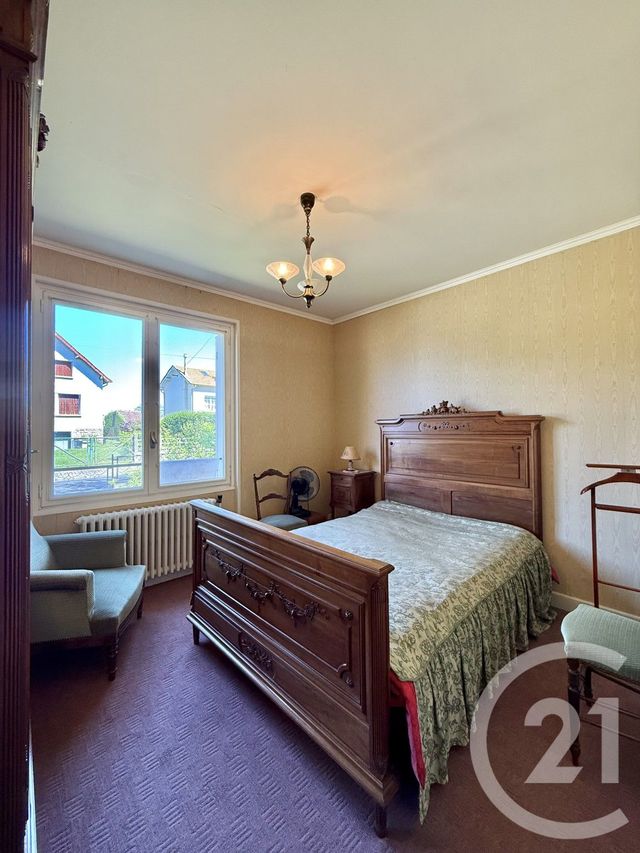 Afficher la photo en grand maison à vendre - 5 pièces - 128.0 m2 - YZEURE - 03 - AUVERGNE - Century 21 Pierre Immobilier