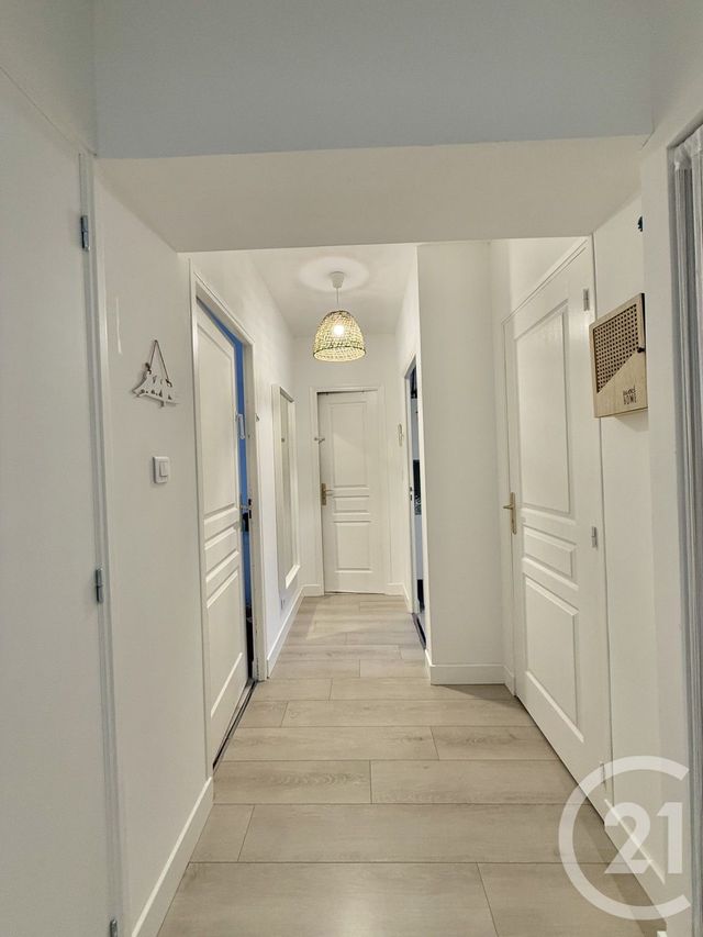 Appartement F4 à vendre - 4 pièces - 85.44 m2 - MOULINS - 03 - AUVERGNE - Century 21 Pierre Immobilier