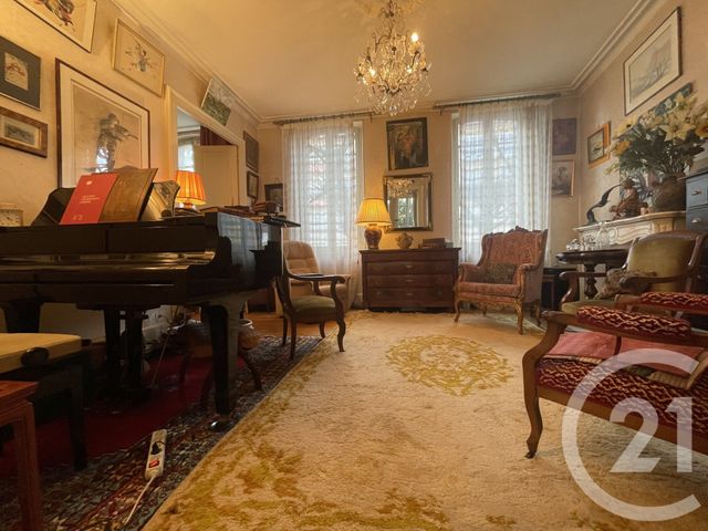 Appartement F4 à vendre - 4 pièces - 105.0 m2 - MOULINS - 03 - AUVERGNE - Century 21 Pierre Immobilier