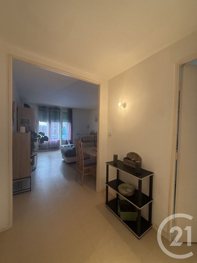 Appartement F3 à vendre - 4 pièces - 63.68 m2 - YZEURE - 03 - AUVERGNE - Century 21 Pierre Immobilier