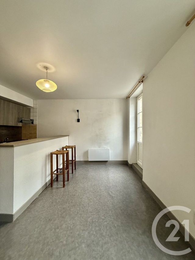 Appartement F2 à louer - 2 pièces - 35.87 m2 - MOULINS - 03 - AUVERGNE - Century 21 Pierre Immobilier
