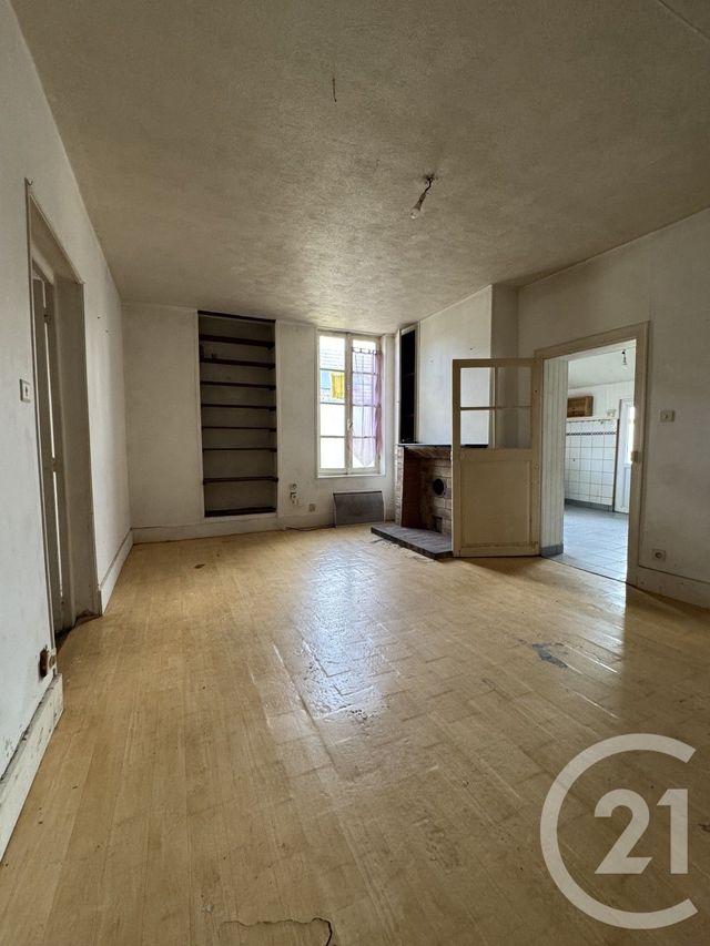 maison - MOULINS - 03
