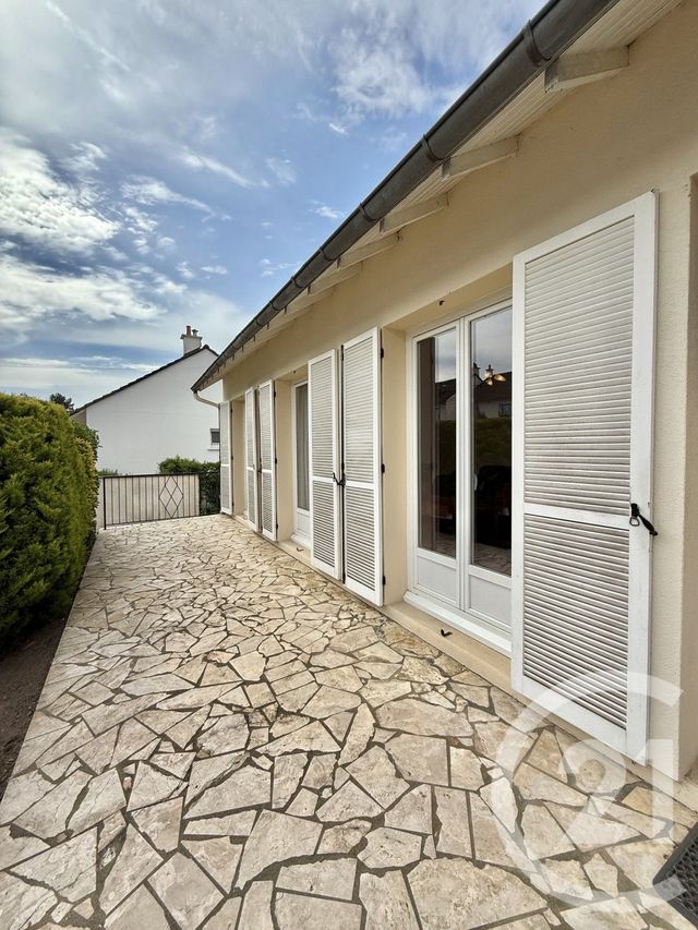 maison - YZEURE - 03