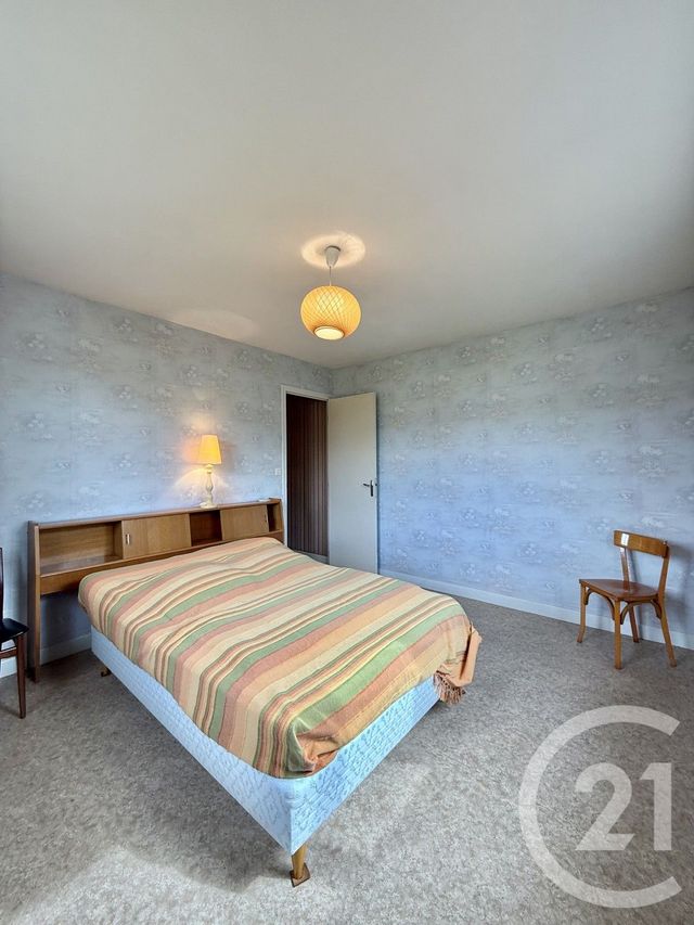 Afficher la photo en grand maison à vendre - 4 pièces - 80.8 m2 - YZEURE - 03 - AUVERGNE - Century 21 Pierre Immobilier