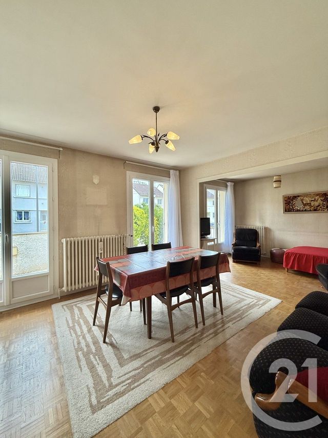 Afficher la photo en grand maison à vendre - 4 pièces - 80.8 m2 - YZEURE - 03 - AUVERGNE - Century 21 Pierre Immobilier