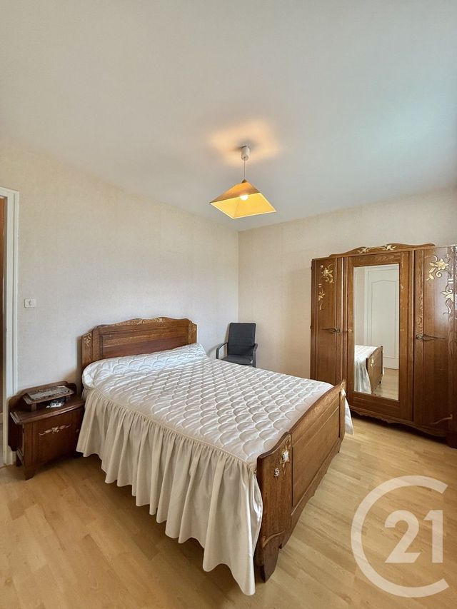 Afficher la photo en grand maison à vendre - 4 pièces - 80.8 m2 - YZEURE - 03 - AUVERGNE - Century 21 Pierre Immobilier