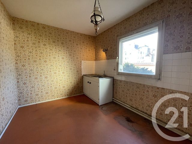 Appartement F3 à vendre - 3 pièces - 75.25 m2 - MOULINS - 03 - AUVERGNE - Century 21 Pierre Immobilier