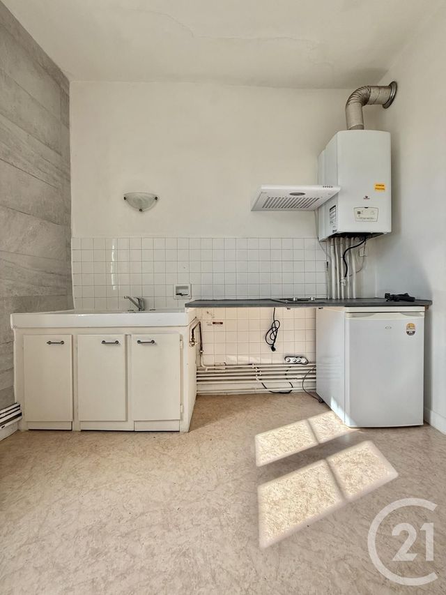 Appartement F1 à louer - 1 pièce - 36.75 m2 - MOULINS - 03 - AUVERGNE - Century 21 Pierre Immobilier