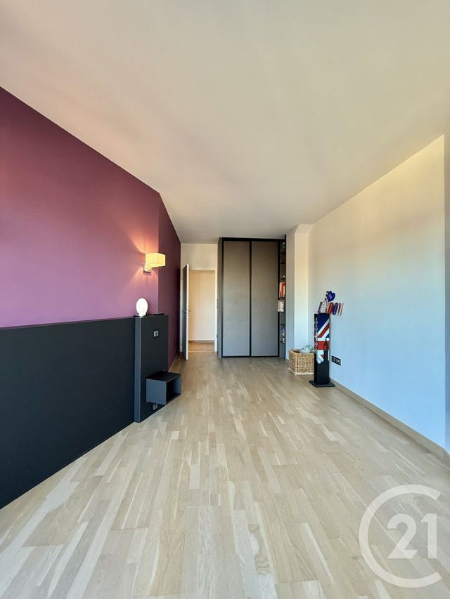 Appartement F4 à louer - 4 pièces - 181.9 m2 - MOULINS - 03 - AUVERGNE - Century 21 Pierre Immobilier