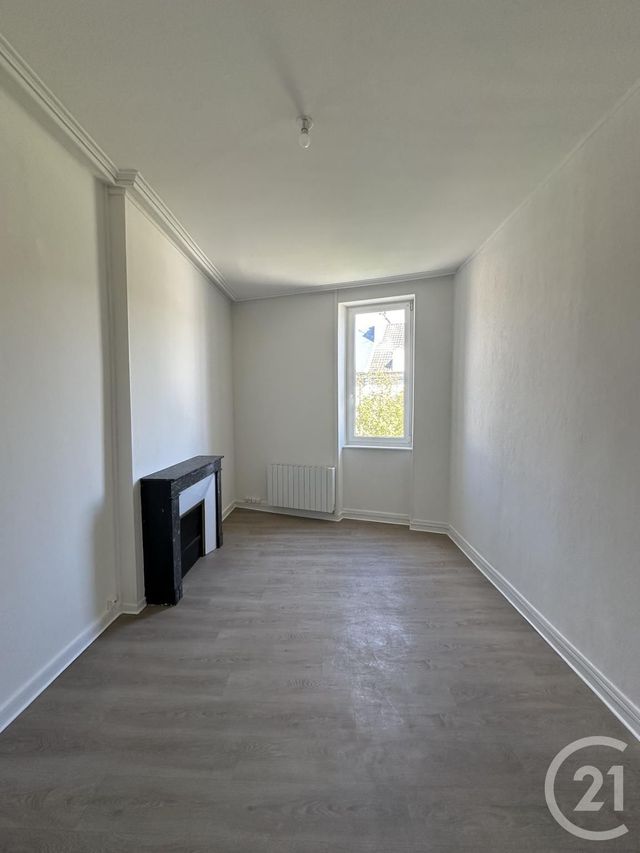 Appartement F2 à louer - 2 pièces - 31.67 m2 - MOULINS - 03 - AUVERGNE - Century 21 Pierre Immobilier