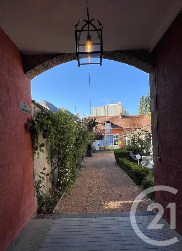 maison à vendre - 15 pièces - 300.0 m2 - MOULINS - 03 - AUVERGNE - Century 21 Pierre Immobilier