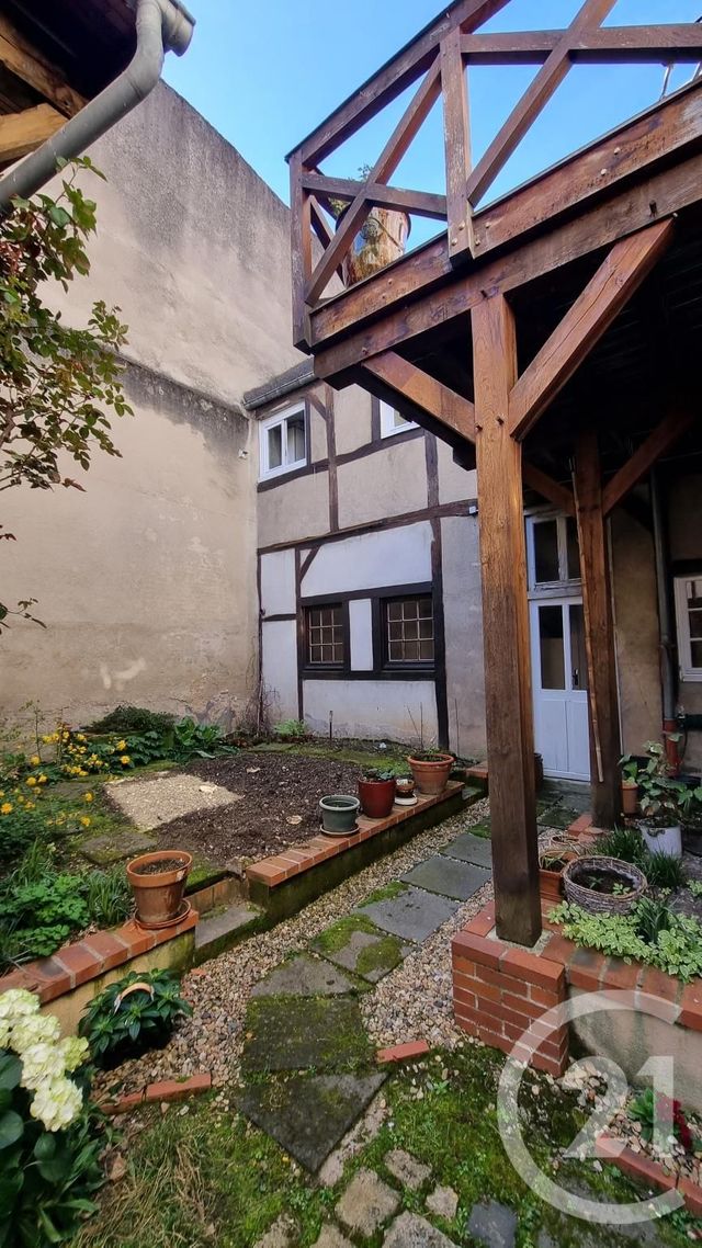 maison à vendre - 10 pièces - 276.91 m2 - MOULINS - 03 - AUVERGNE - Century 21 Pierre Immobilier