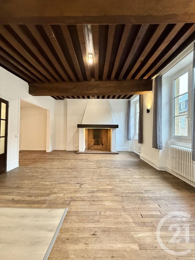 Appartement F1 à louer - 1 pièce - 44.57 m2 - MOULINS - 03 - AUVERGNE - Century 21 Pierre Immobilier