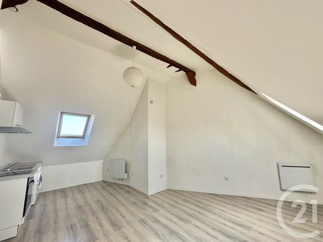 Appartement Studio à vendre - 1 pièce - 26.85 m2 - MOULINS - 03 - AUVERGNE - Century 21 Pierre Immobilier