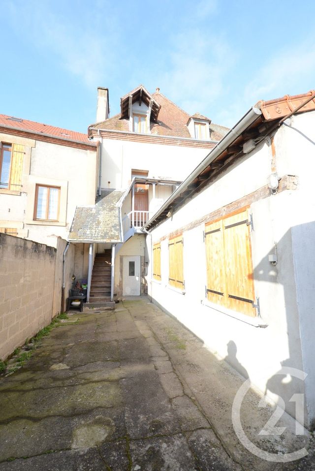 immeuble - MOULINS - 03