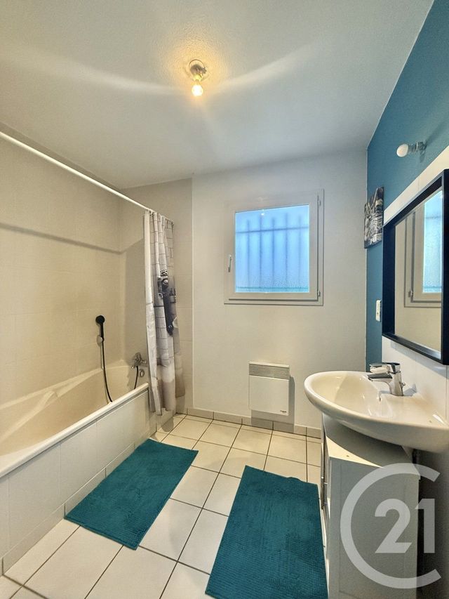 maison à vendre - 4 pièces - 87.0 m2 - YZEURE - 03 - AUVERGNE - Century 21 Pierre Immobilier