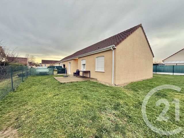 maison à vendre - 4 pièces - 87.0 m2 - YZEURE - 03 - AUVERGNE - Century 21 Pierre Immobilier
