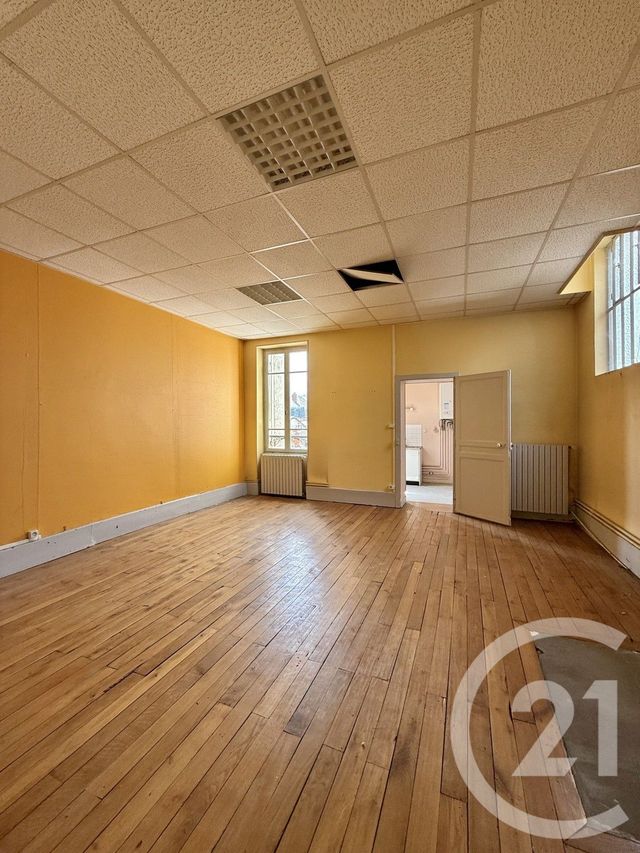 Appartement T4 à vendre - 5 pièces - 123.1 m2 - MOULINS - 03 - AUVERGNE - Century 21 Pierre Immobilier