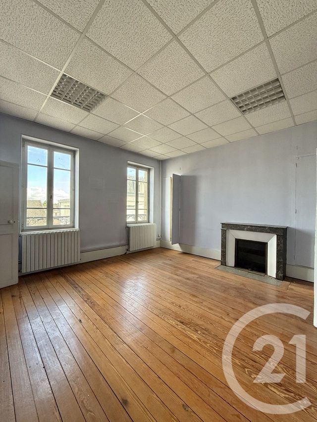 Appartement T4 à vendre - 5 pièces - 123.1 m2 - MOULINS - 03 - AUVERGNE - Century 21 Pierre Immobilier